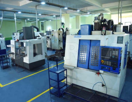 Cleanroom robotic packaging and surface coating line